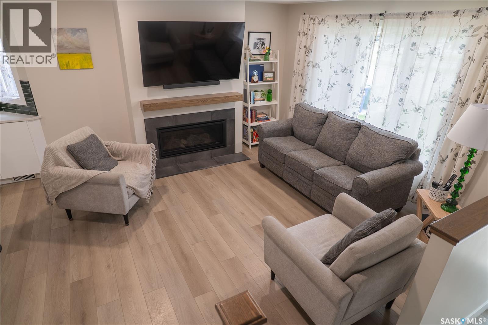 4052 Taylor STREET E — photo 15