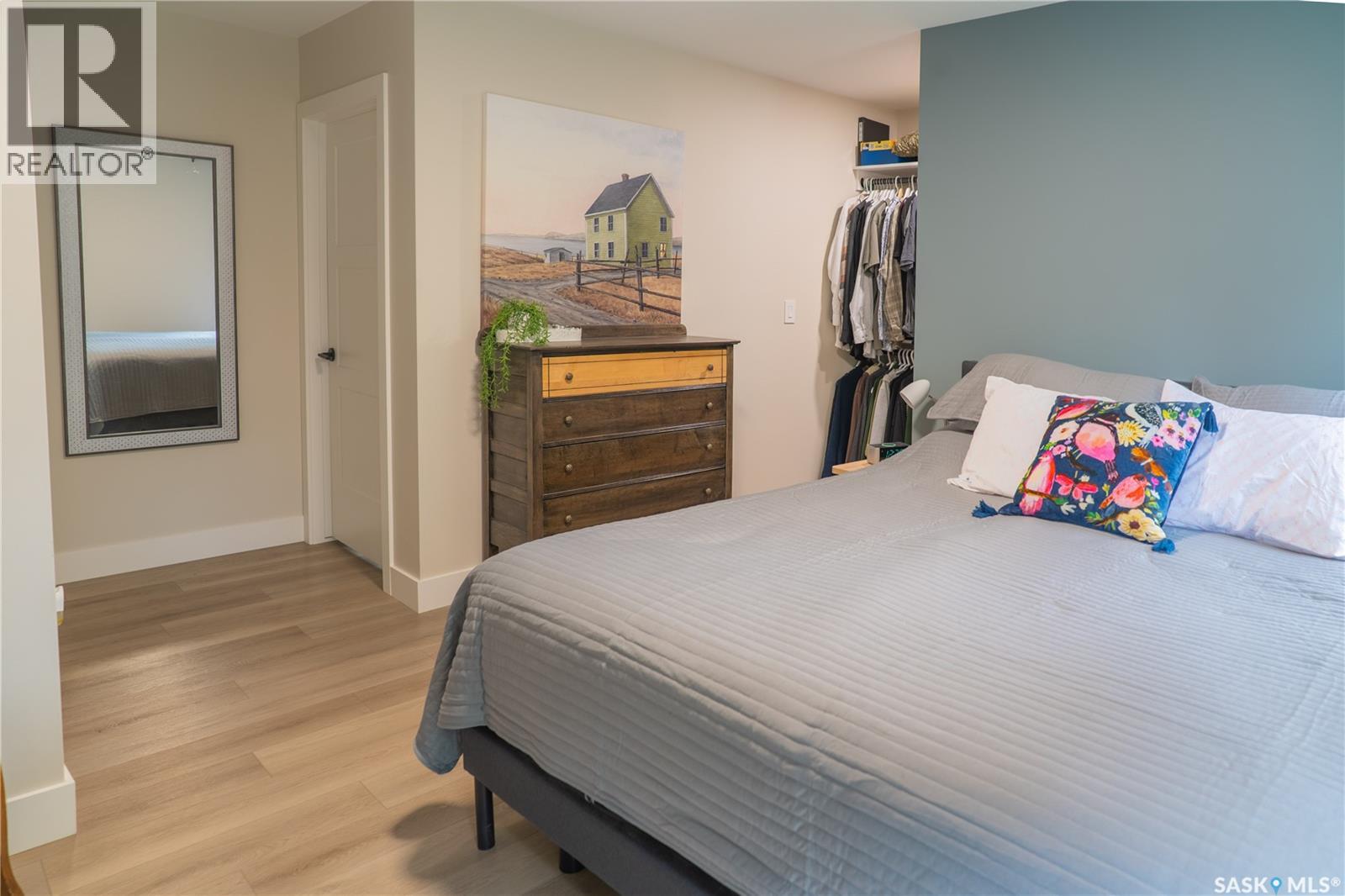4052 Taylor STREET E — photo 30