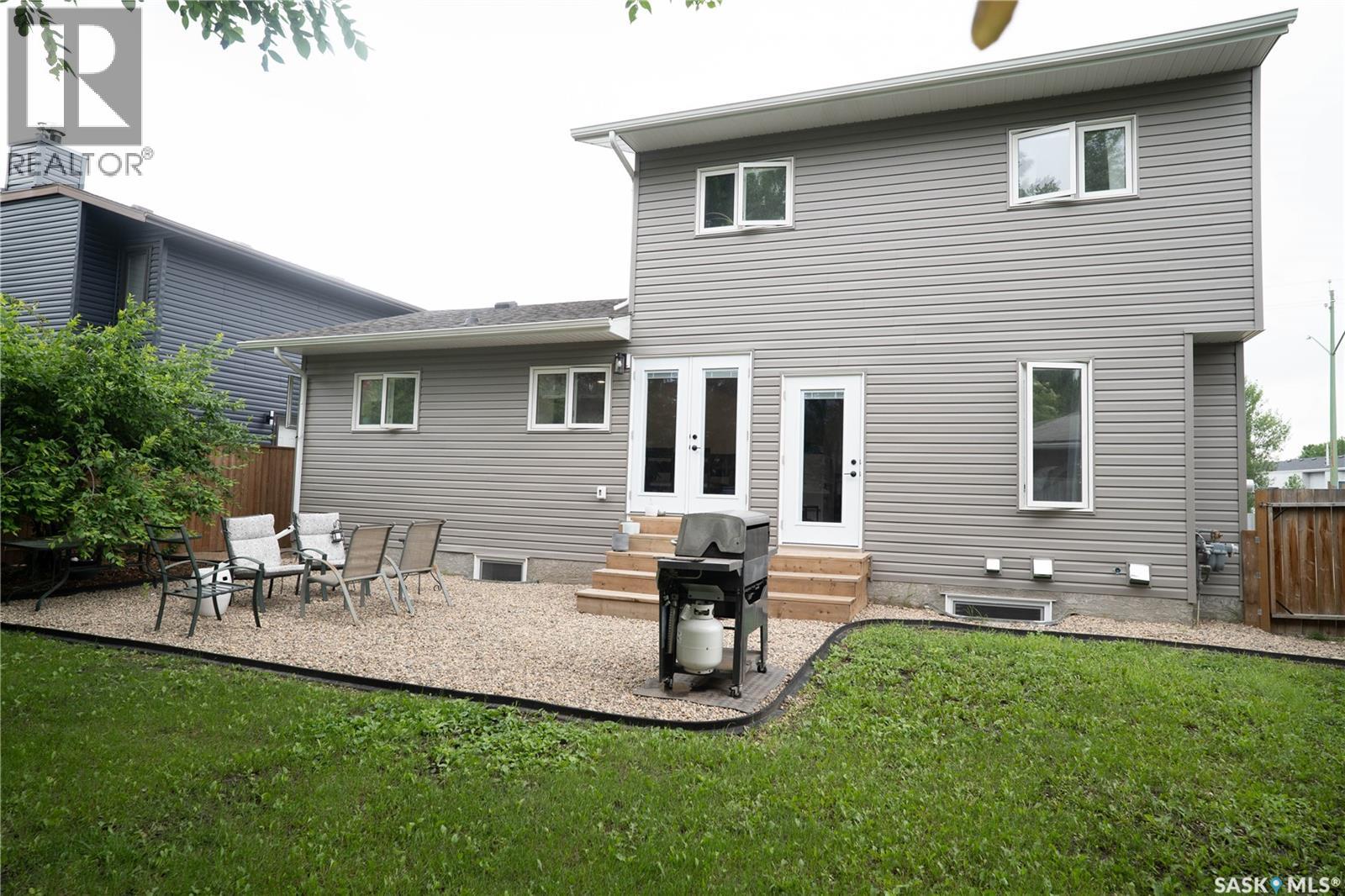 4052 Taylor STREET E — photo 66