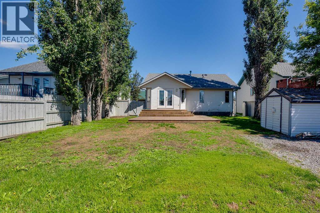 Listing photo – 17 Stanford Boulevard, Blackfalds