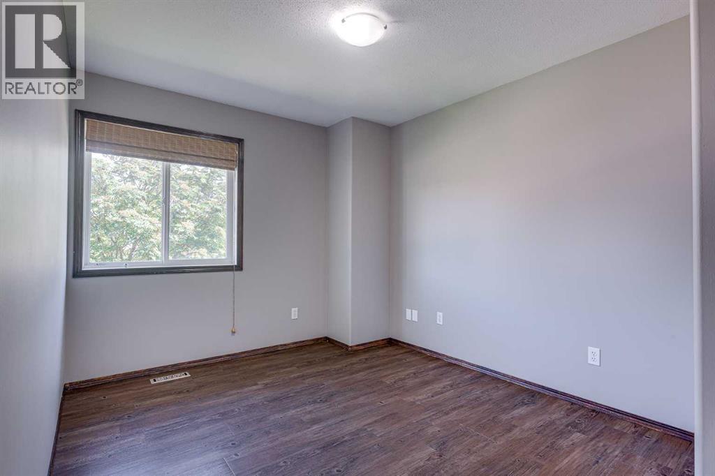 Listing photo – 17 Stanford Boulevard, Blackfalds
