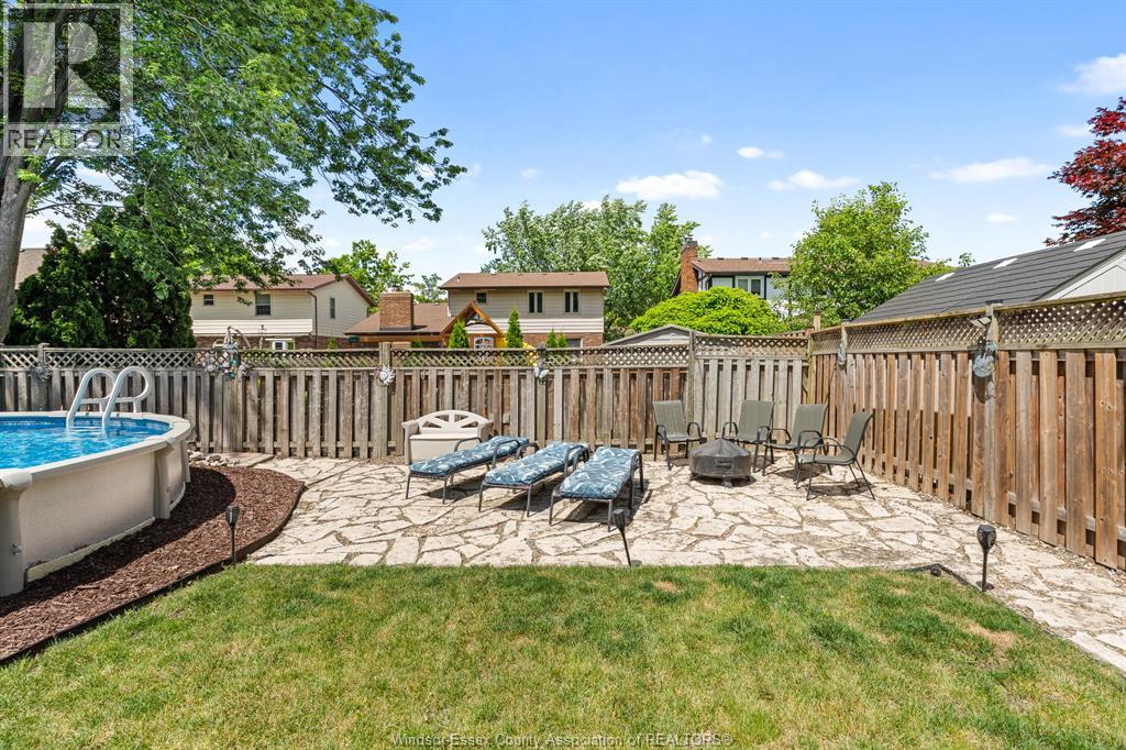 538 Michael CRESCENT - 45