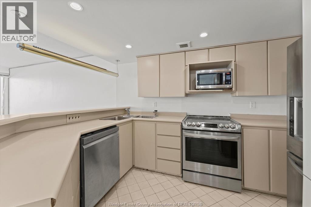 #1302 380 PELISSIER STREET - 16