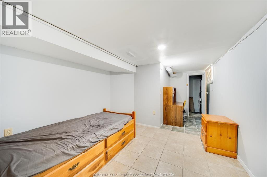 473 INDIAN ROAD - 22