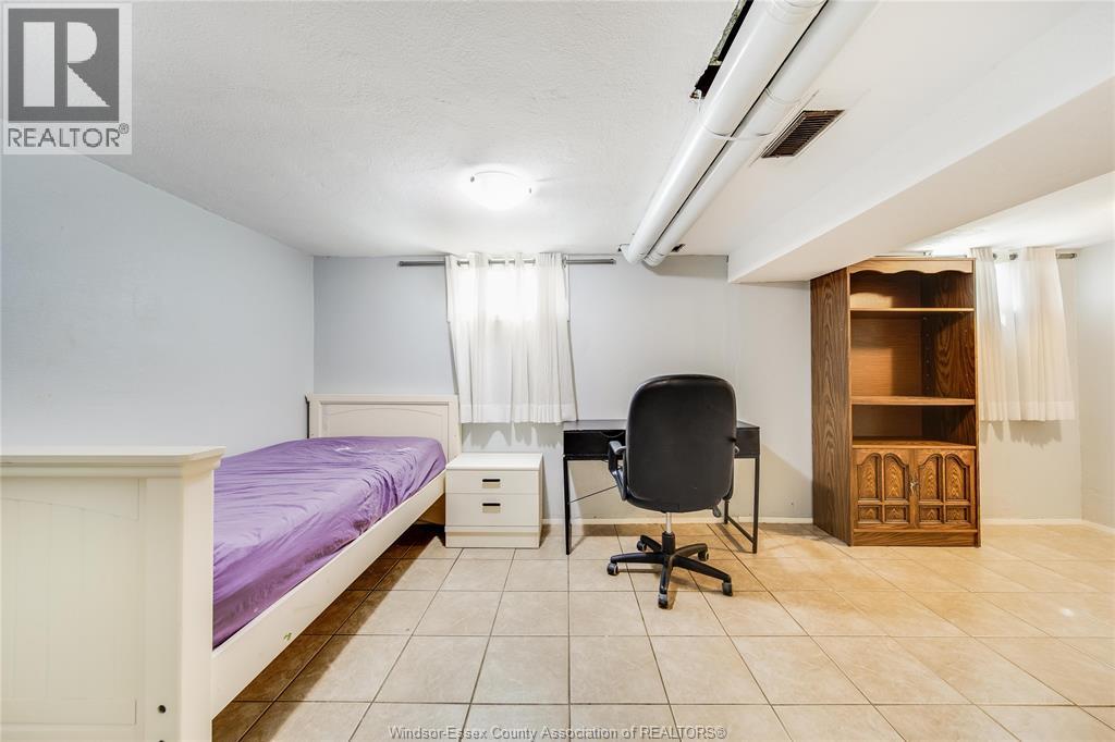 473 INDIAN ROAD - 25