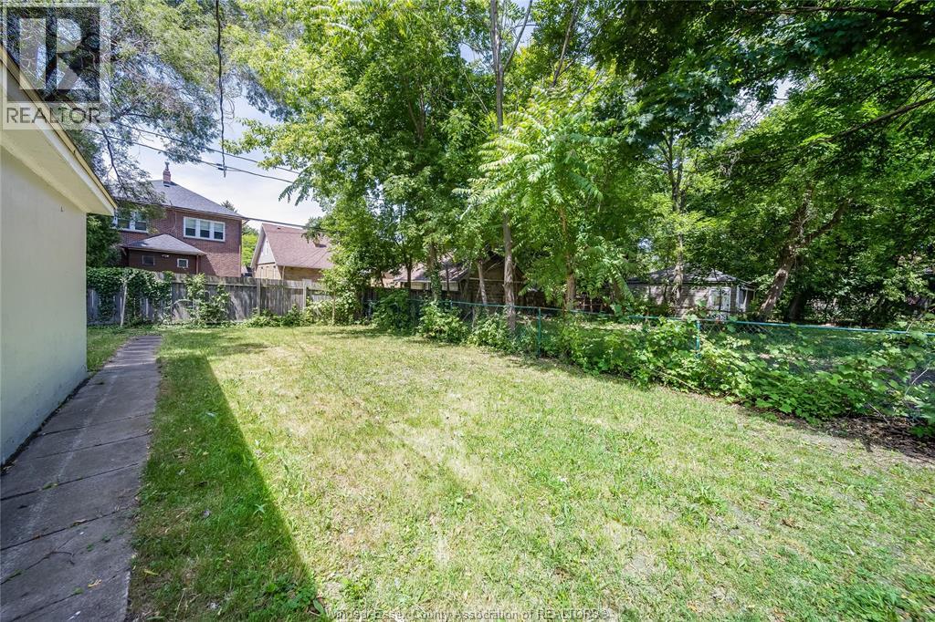 473 INDIAN ROAD - 30
