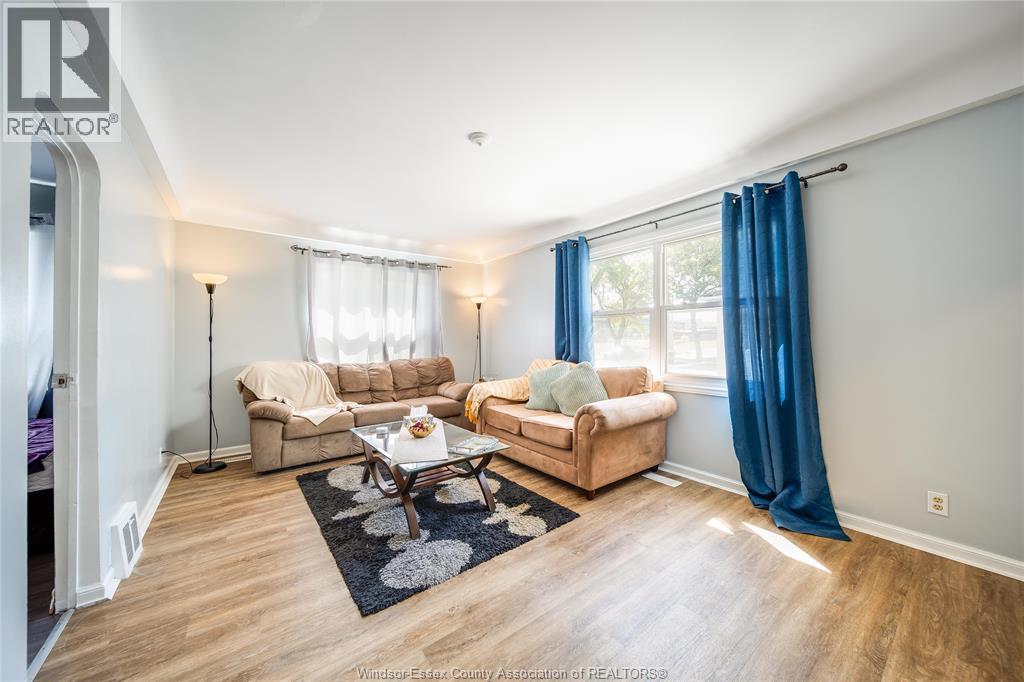 473 INDIAN ROAD - 4