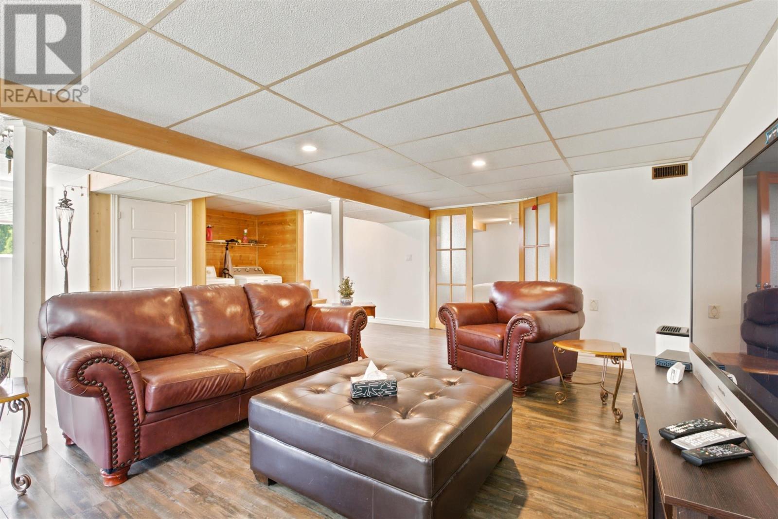 29 River DR - 25