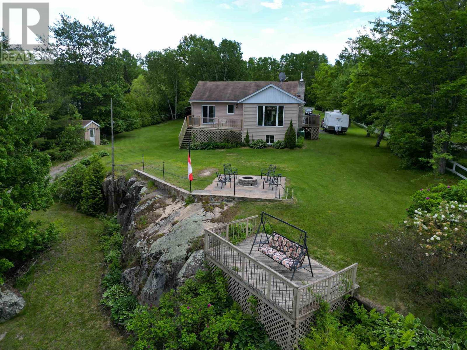 29 River DR - 32