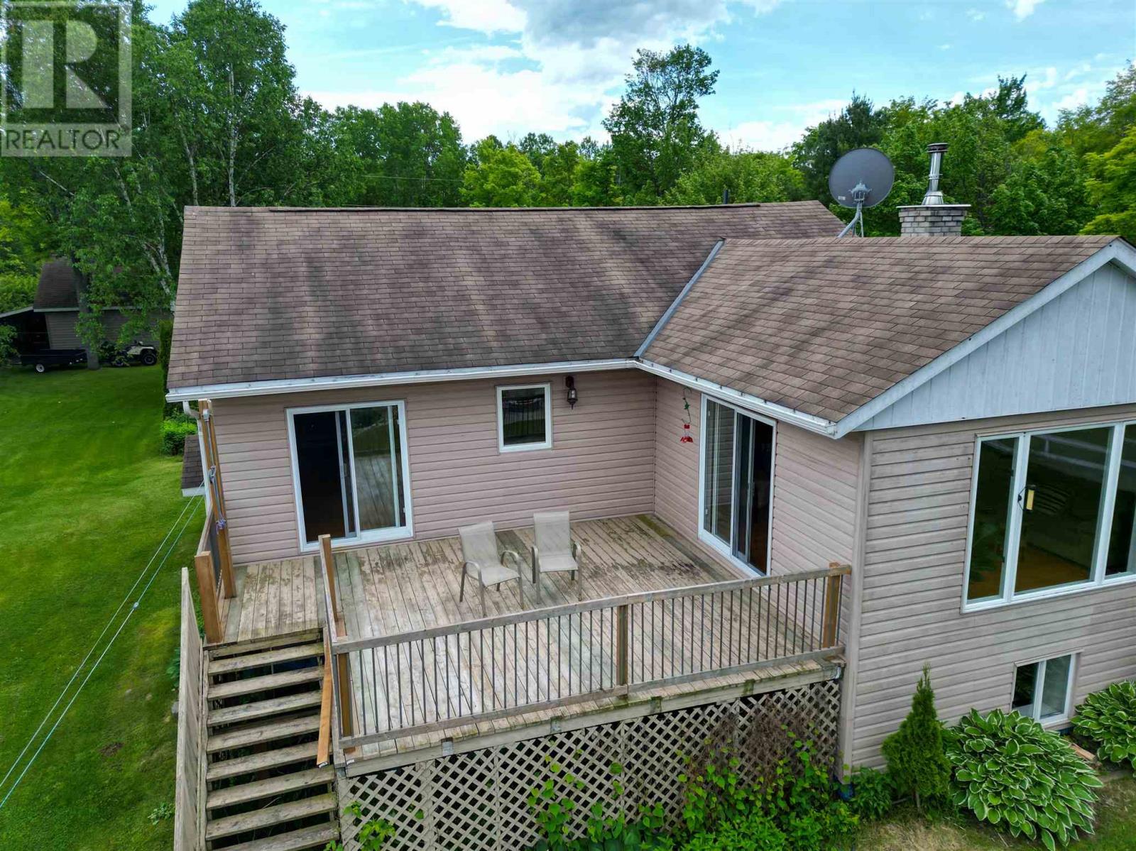 29 River DR - 30