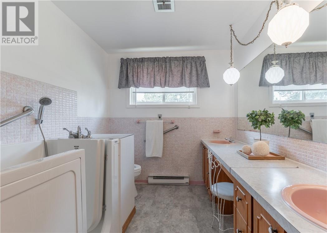 741 Dominion Drive - 21