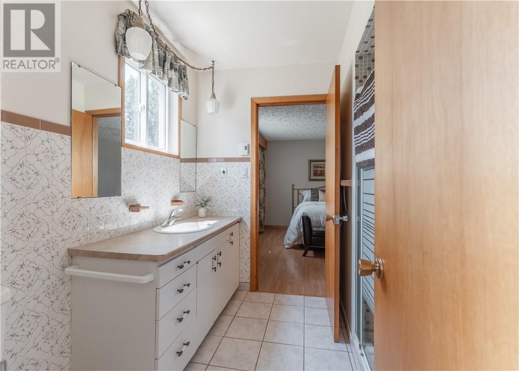 741 Dominion Drive - 25