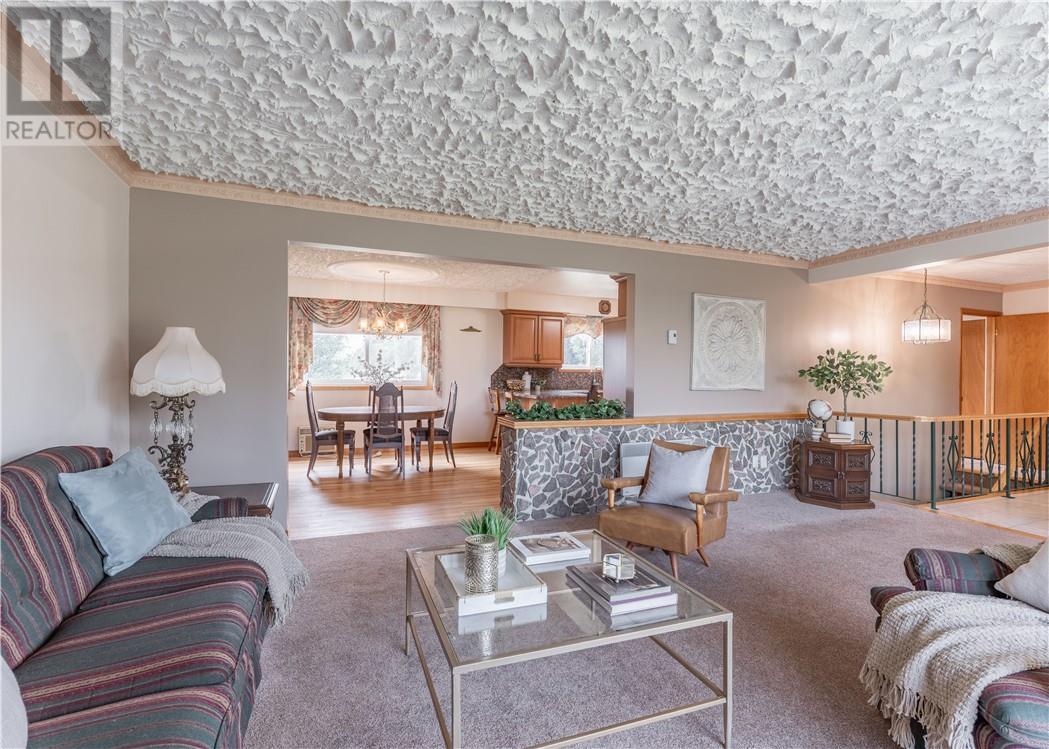 741 Dominion Drive - 8