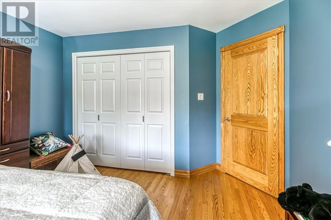24 Ursa Court - 31