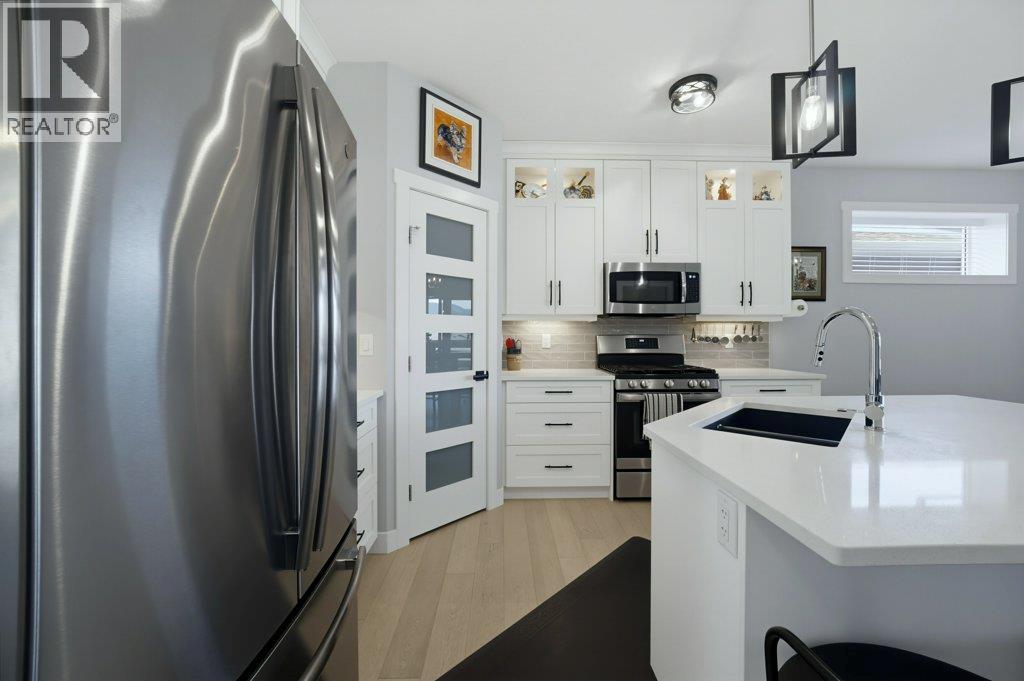 #38 1791 10 Street SW - 23