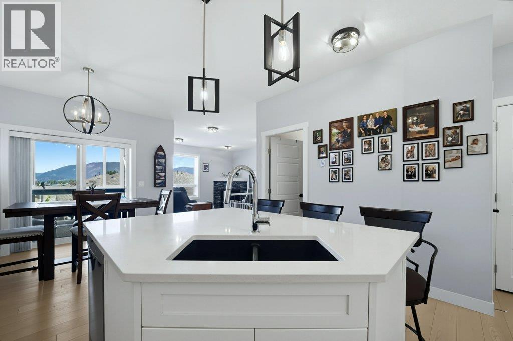 #38 1791 10 Street SW - 14
