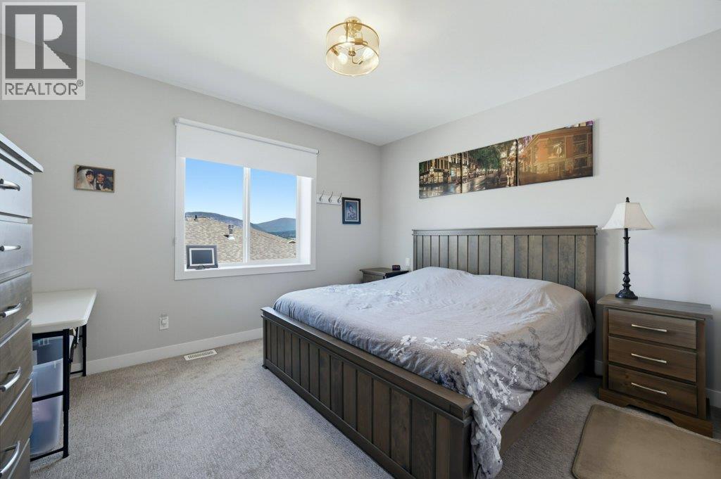 #38 1791 10 Street SW - 33