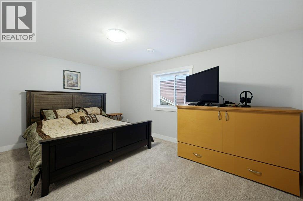 #38 1791 10 Street SW - 56
