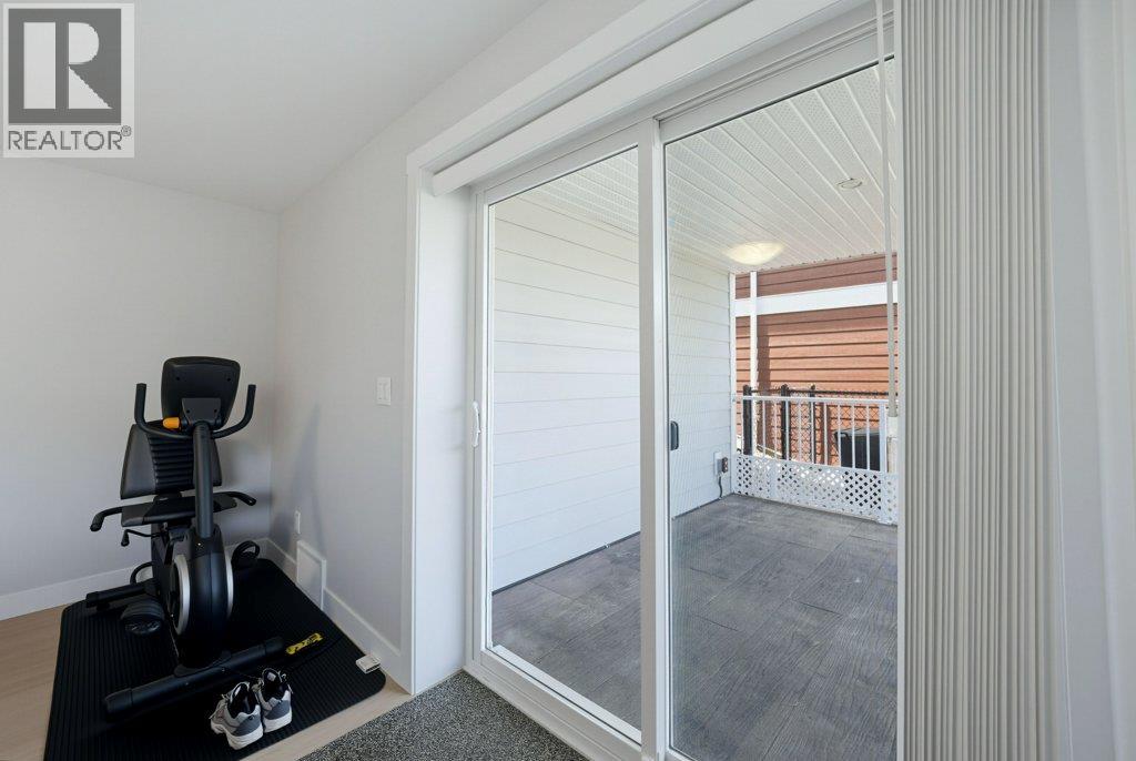 #38 1791 10 Street SW - 49