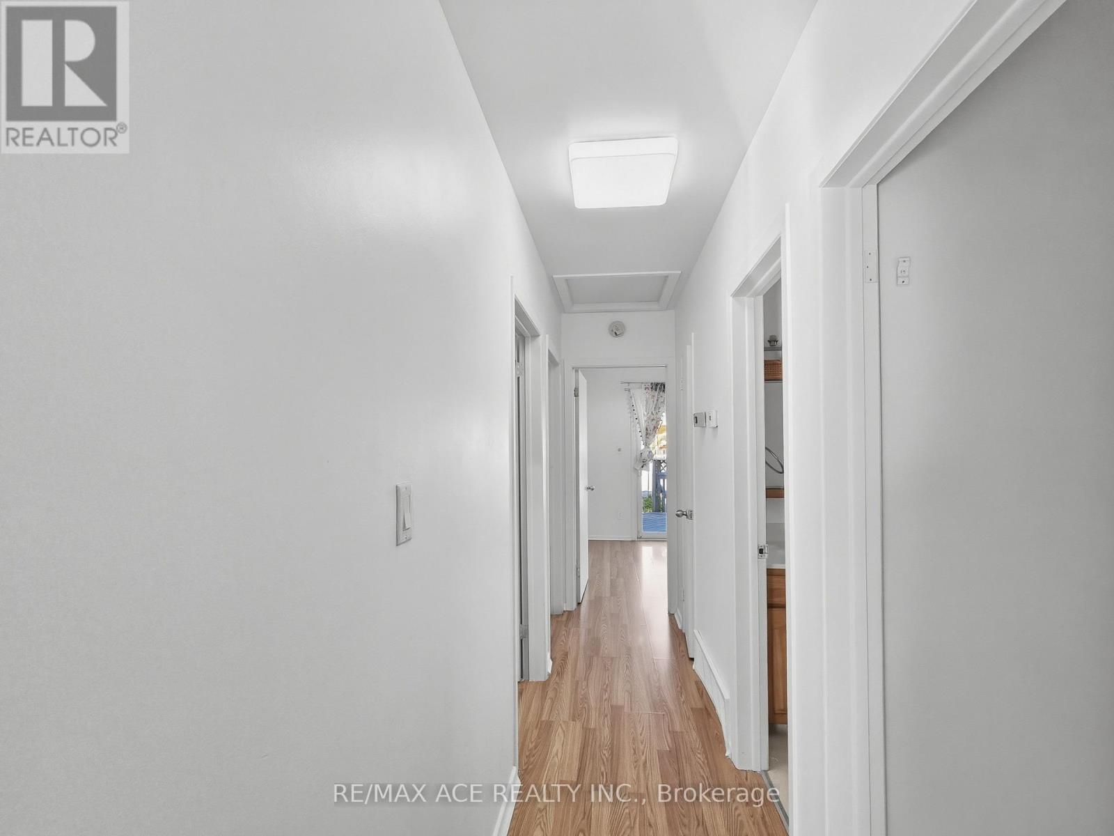 1385 PARK ROAD S - 13