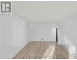 1385 Park Road S, Oshawa, ON L1J4K4 Photo 7