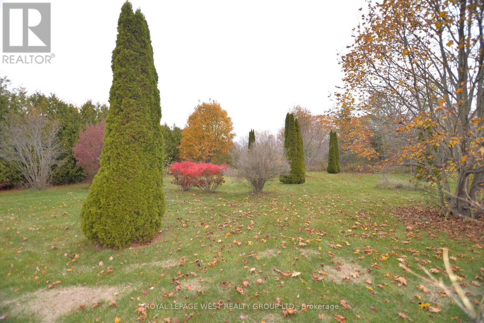 107 NAWAUTIN DRIVE S - 43