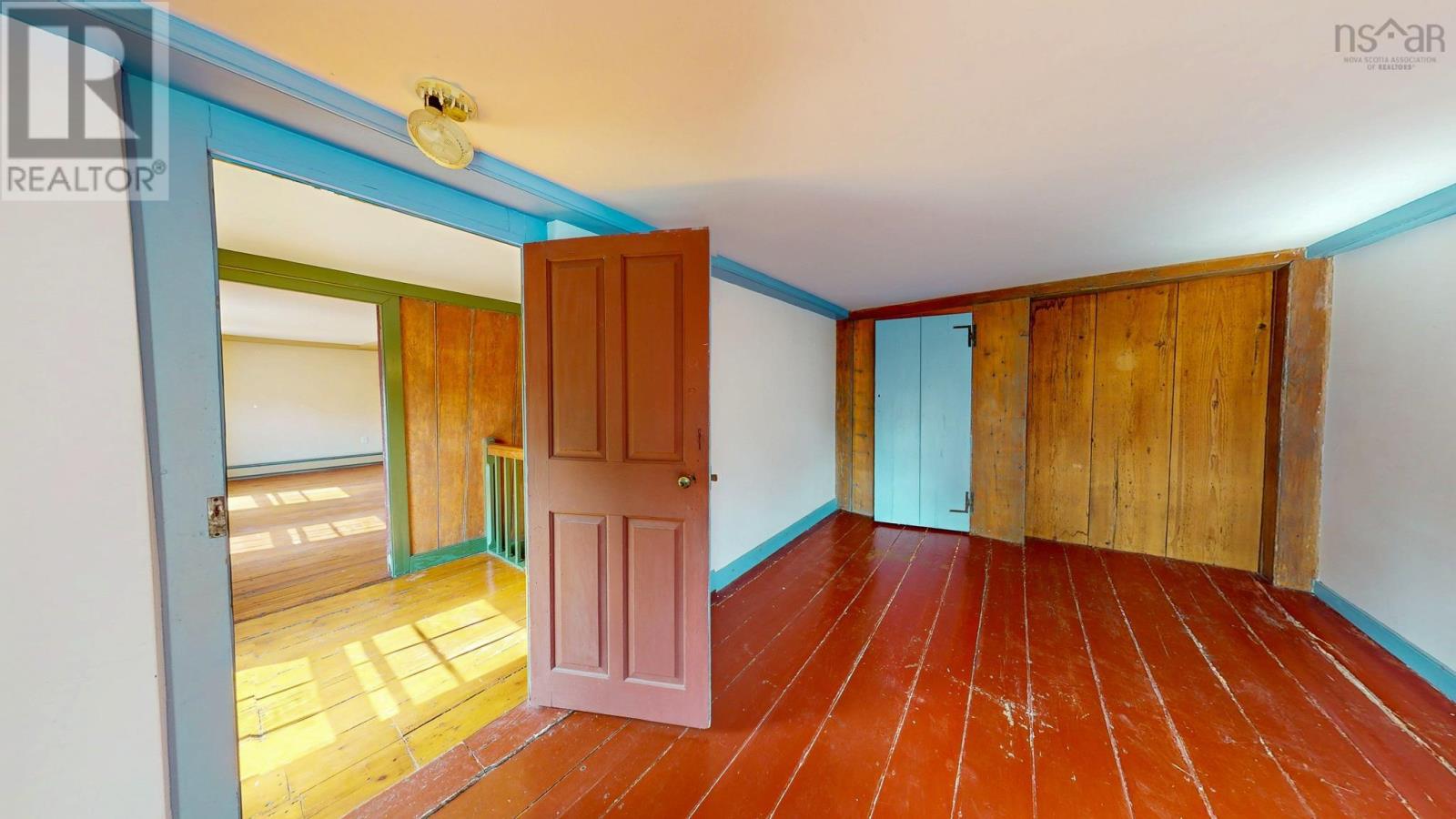 654 Main Street - 31