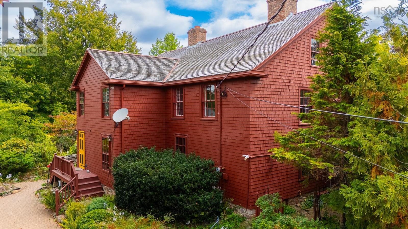 654 Main Street - 37