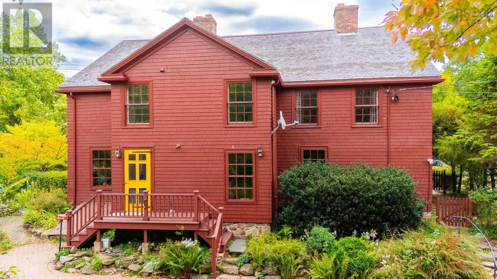 654 Main Street - 38