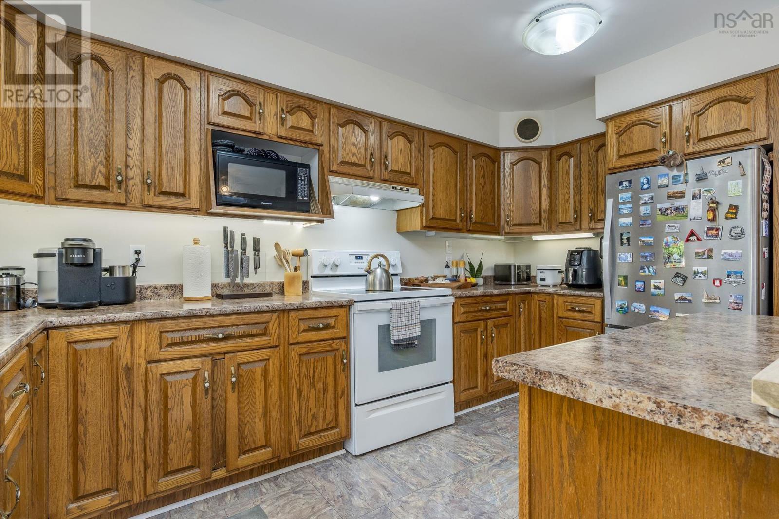 15 Bainbridge Court - 14