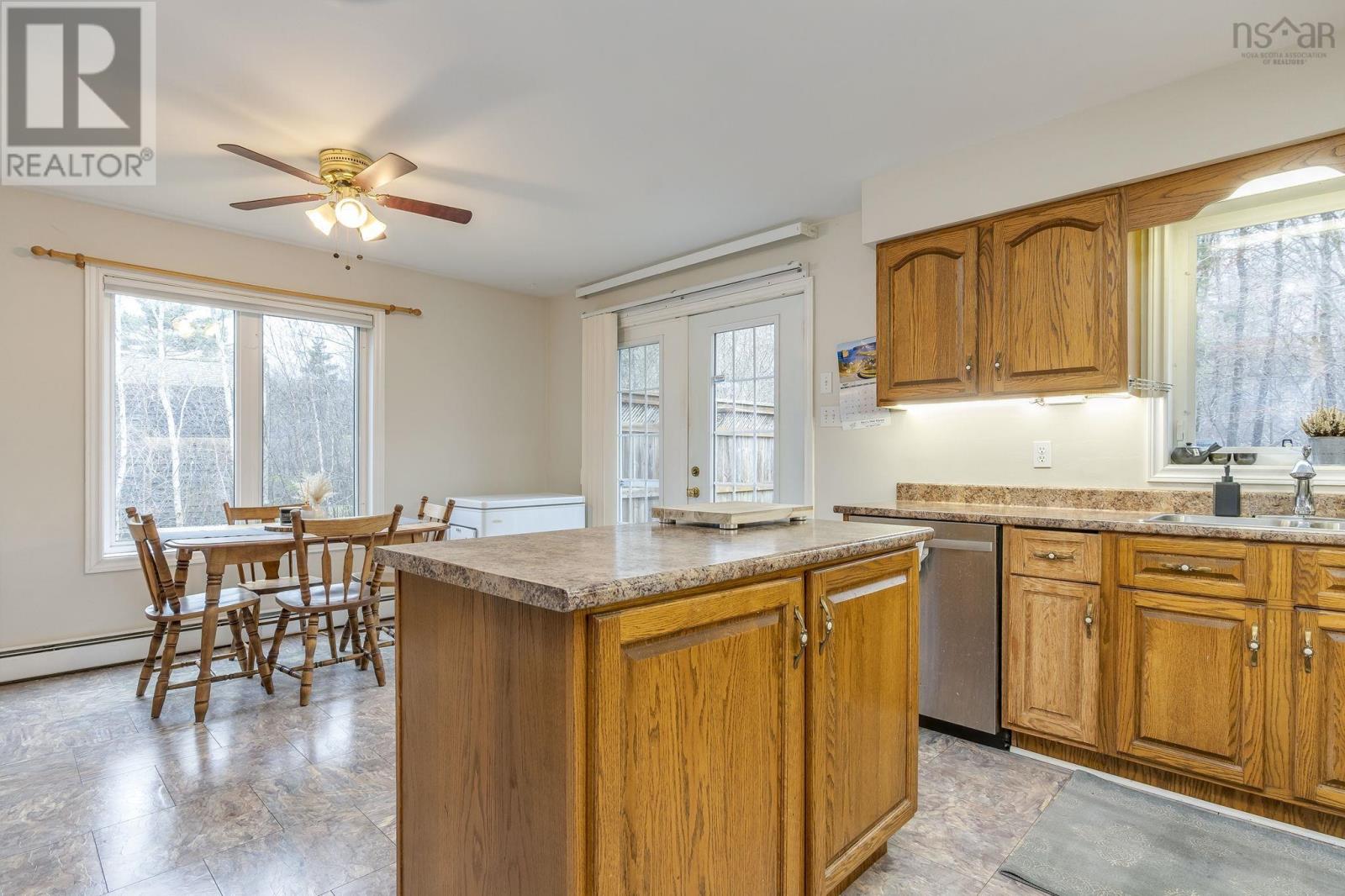 15 Bainbridge Court - 15