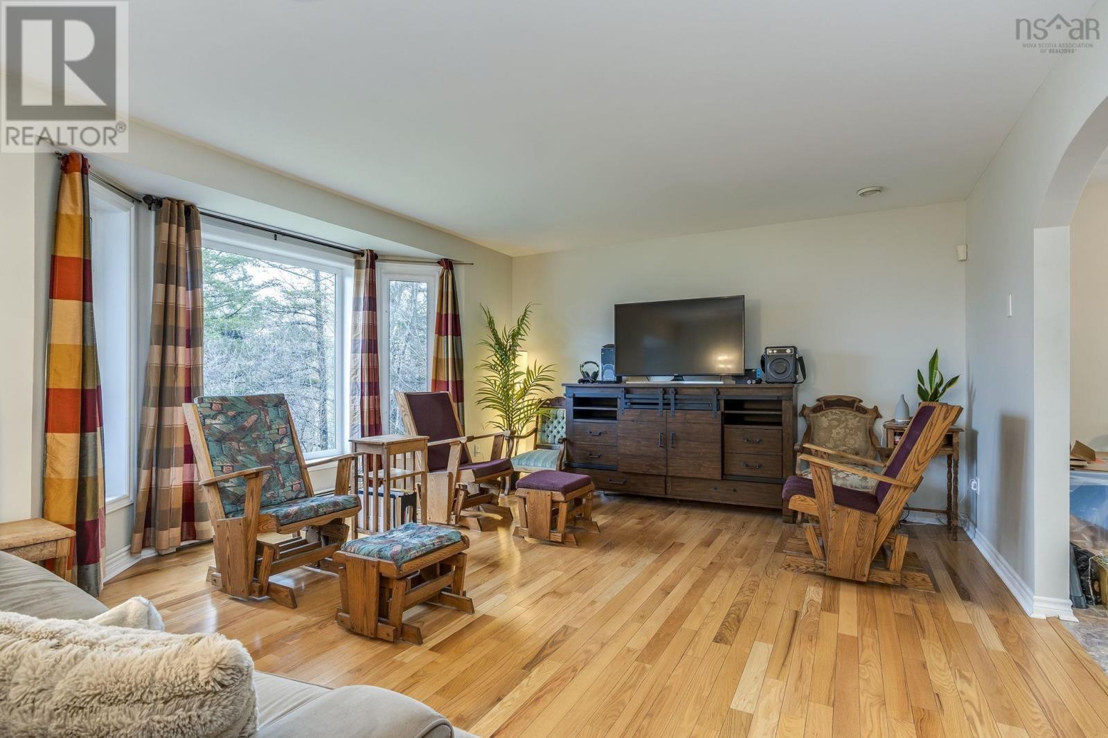 15 Bainbridge Court - 5