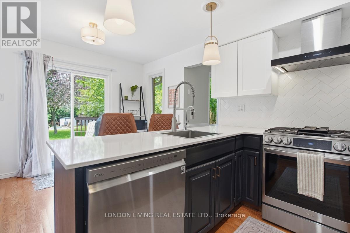 7006 DIANE CRESCENT - 10