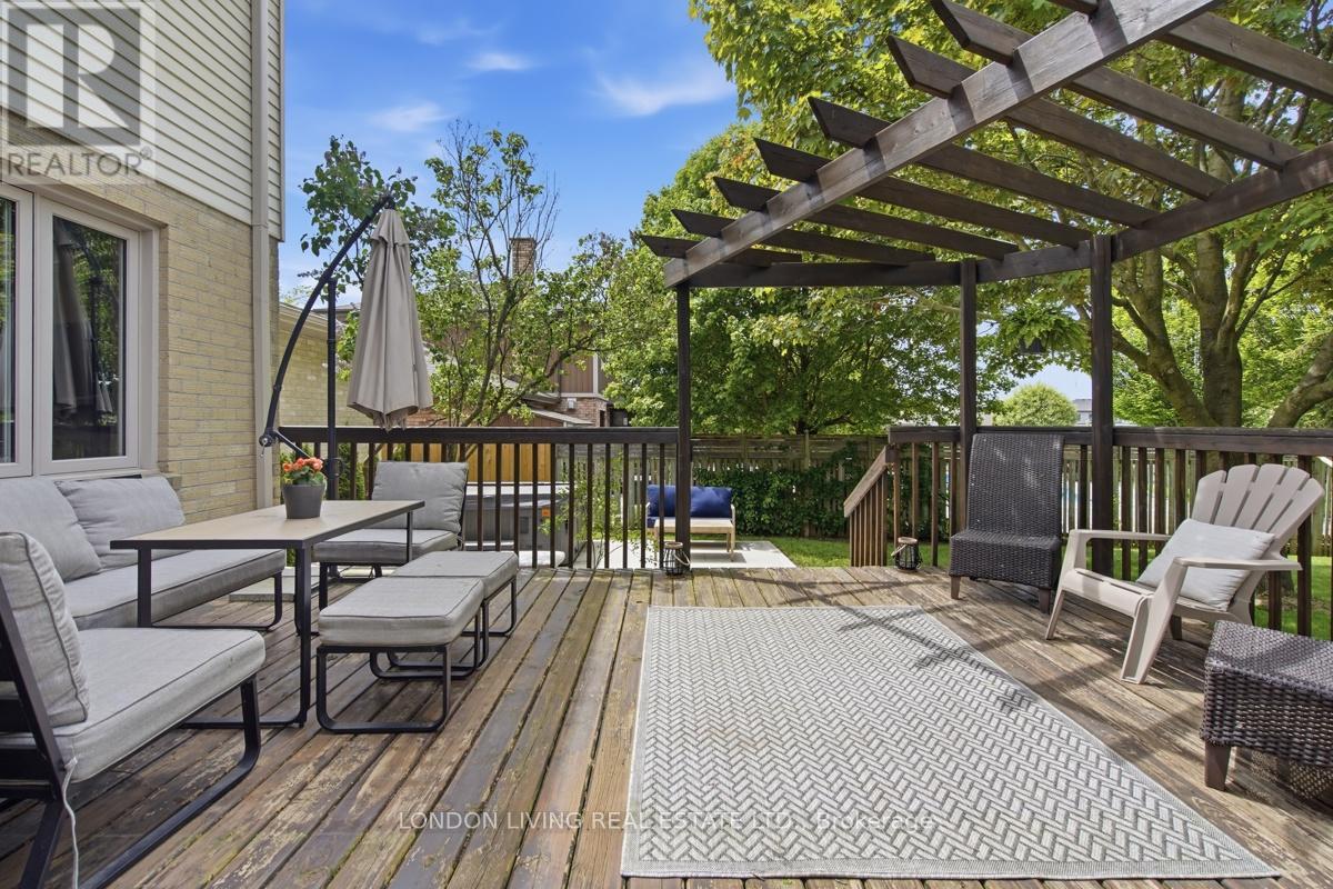 7006 DIANE CRESCENT - 31