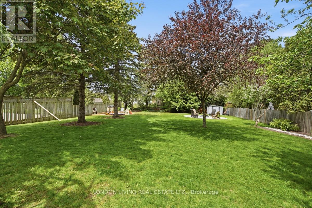 7006 DIANE CRESCENT - 34