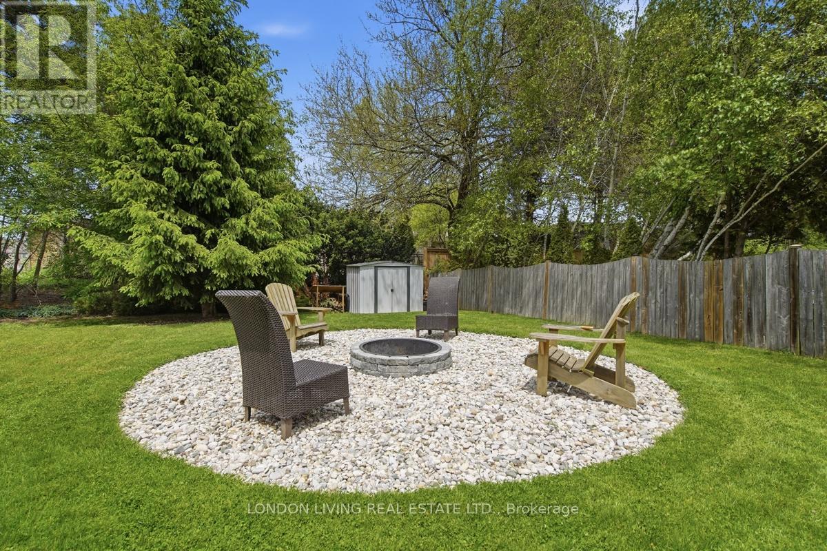 7006 DIANE CRESCENT - 35