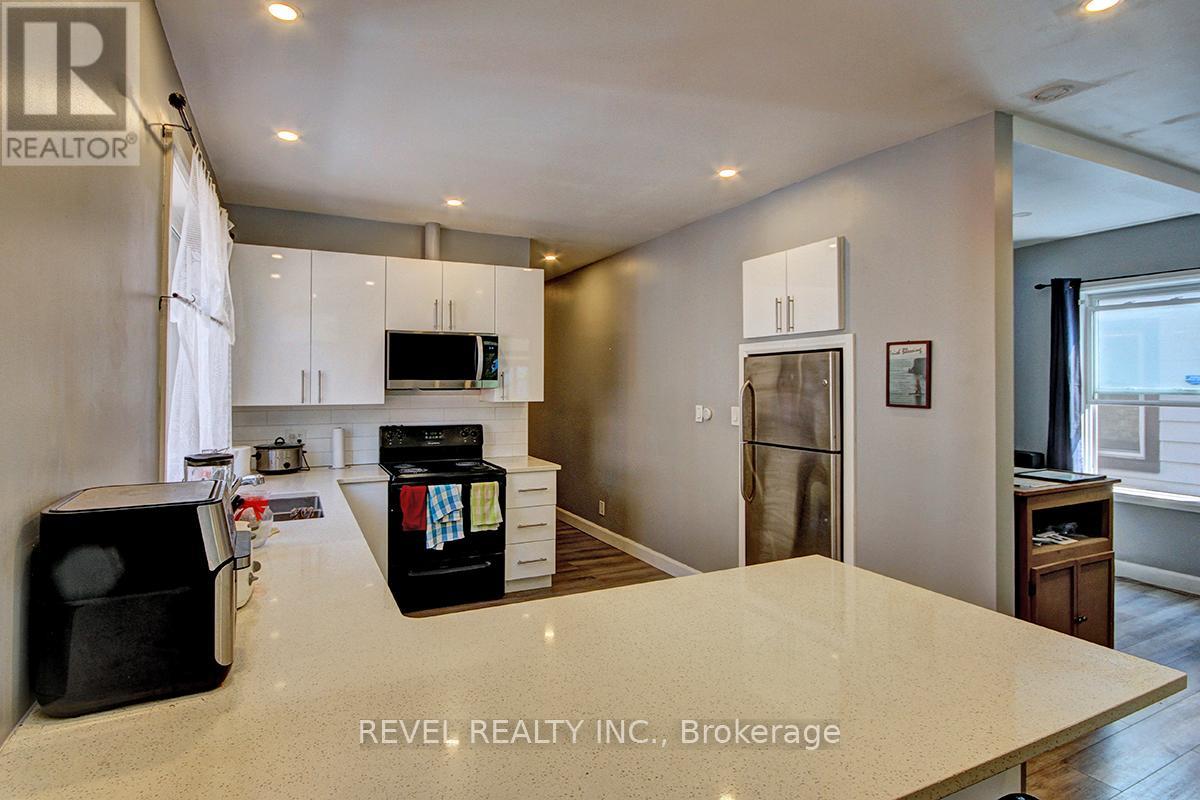 322 MORNINGTON AVENUE - 7