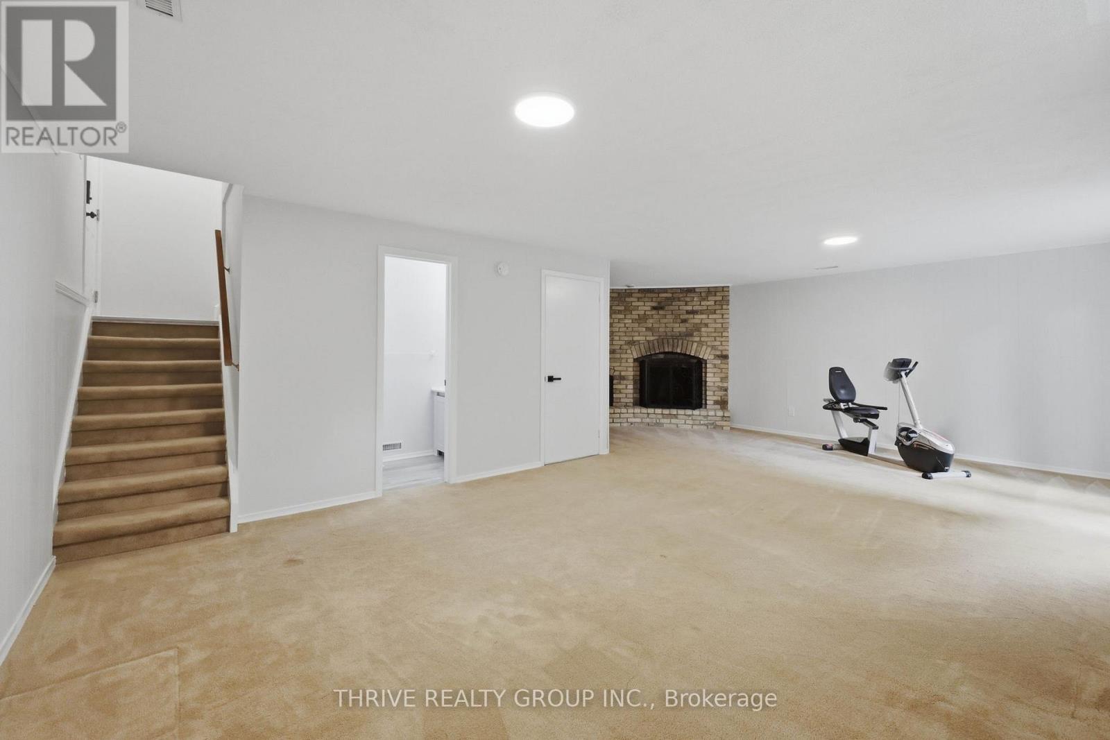 115 HALIBURTON ROAD - 17