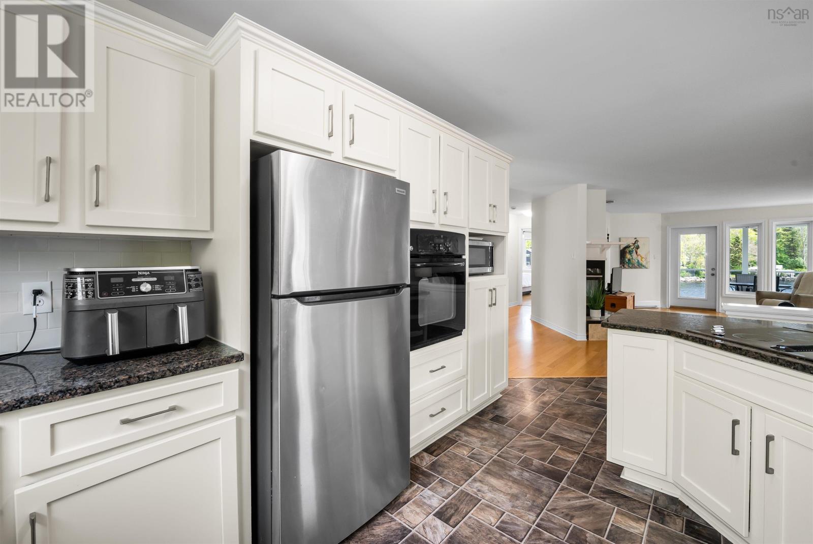 495 Shore Drive - 11
