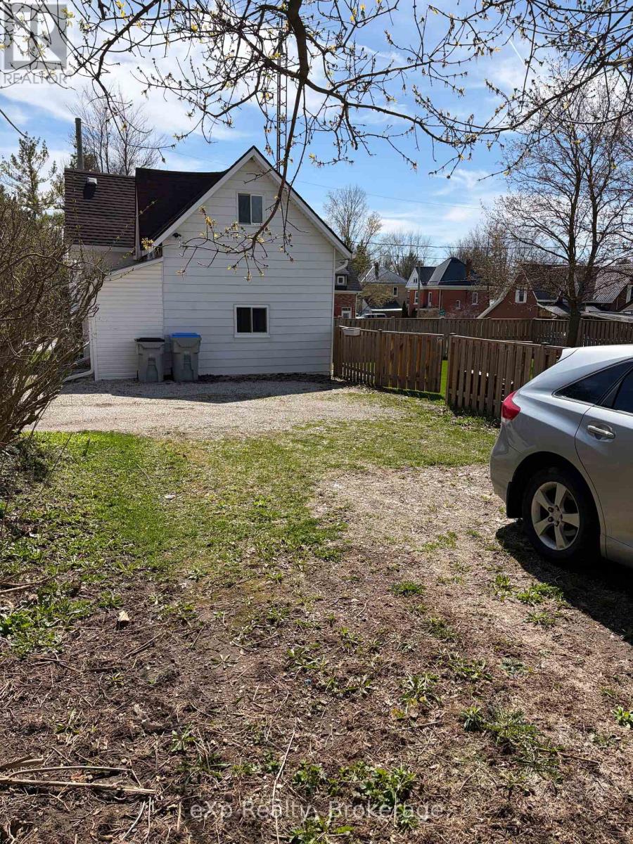 8 WEST STREET - Image 37