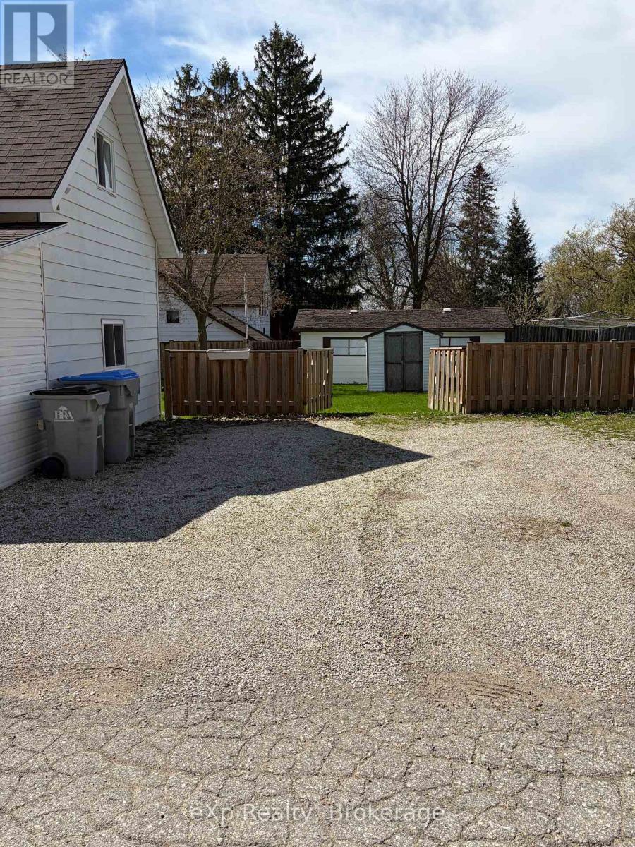 8 WEST STREET - Image 36