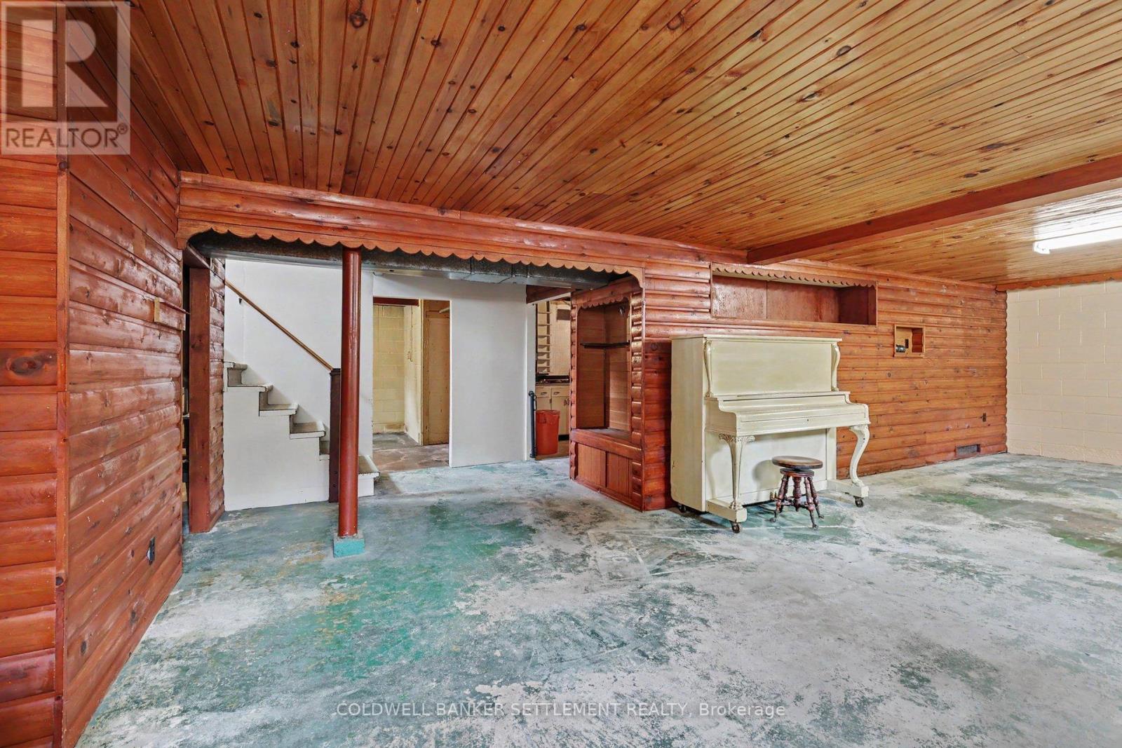 6 GLENVIEW CRESCENT - 20
