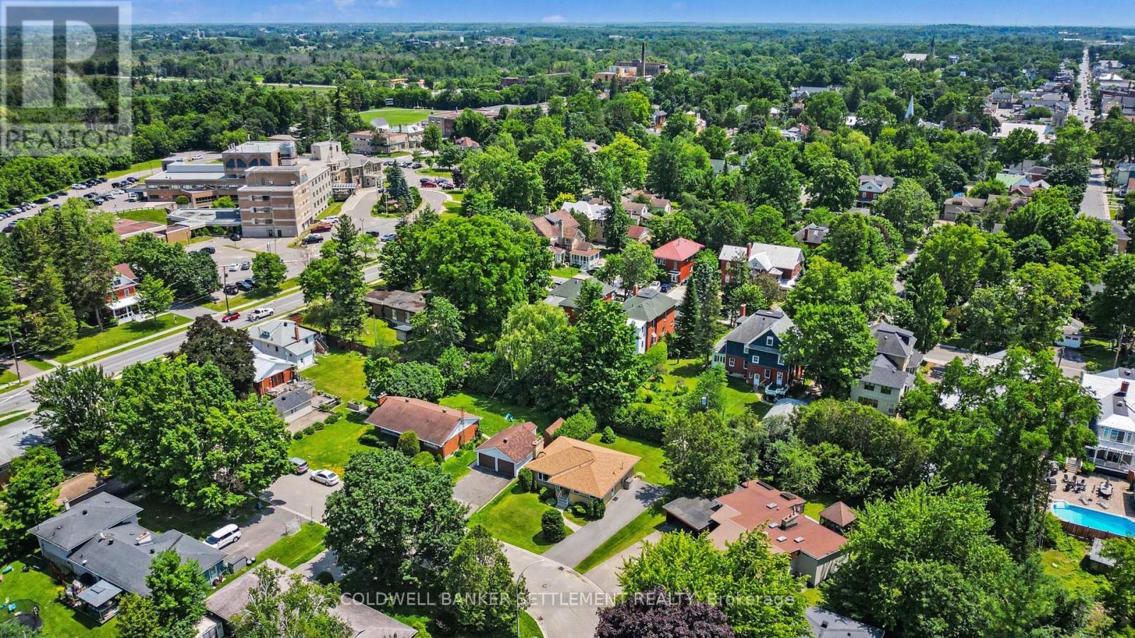 6 GLENVIEW CRESCENT - 26