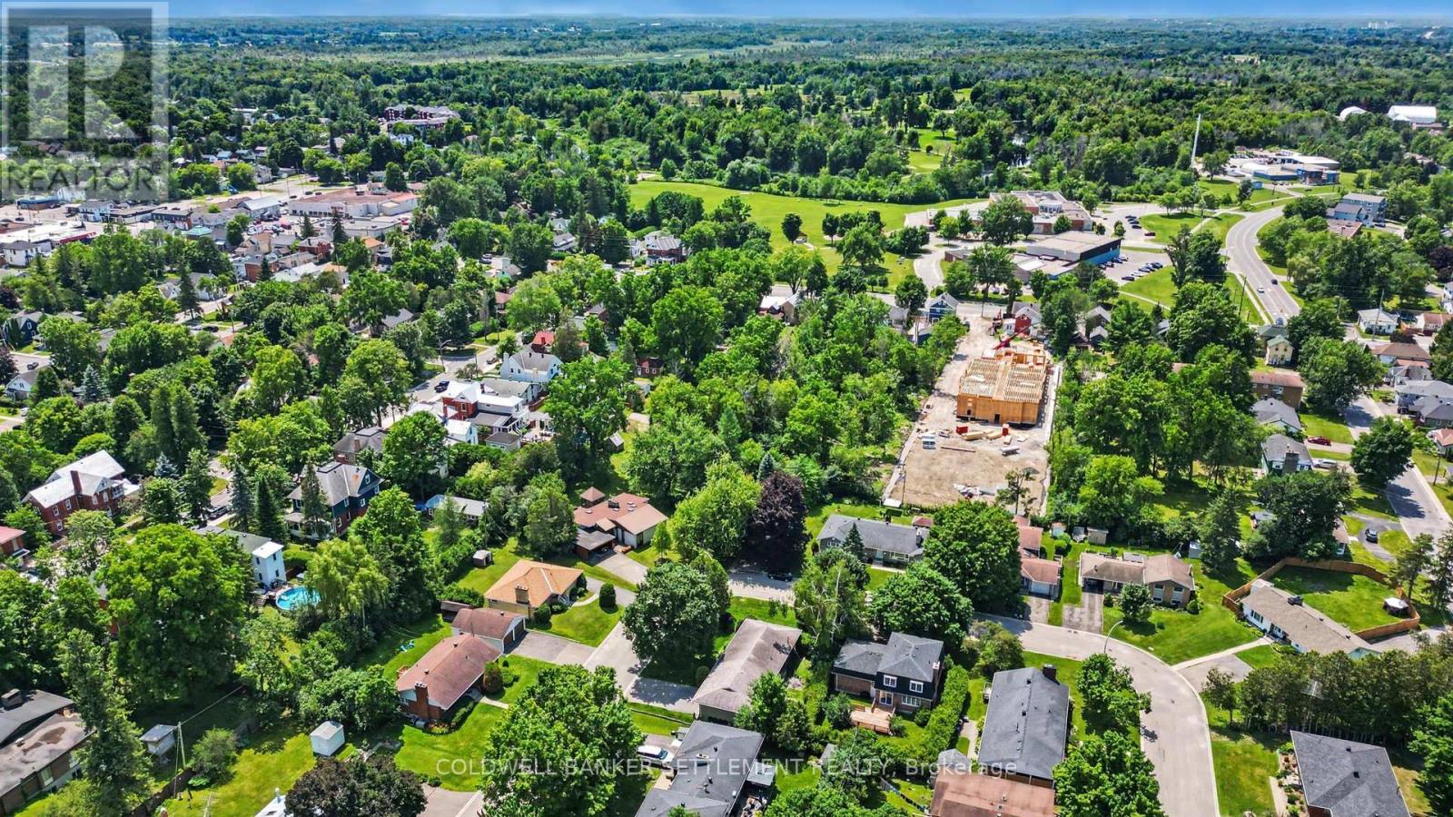 6 GLENVIEW CRESCENT - 28