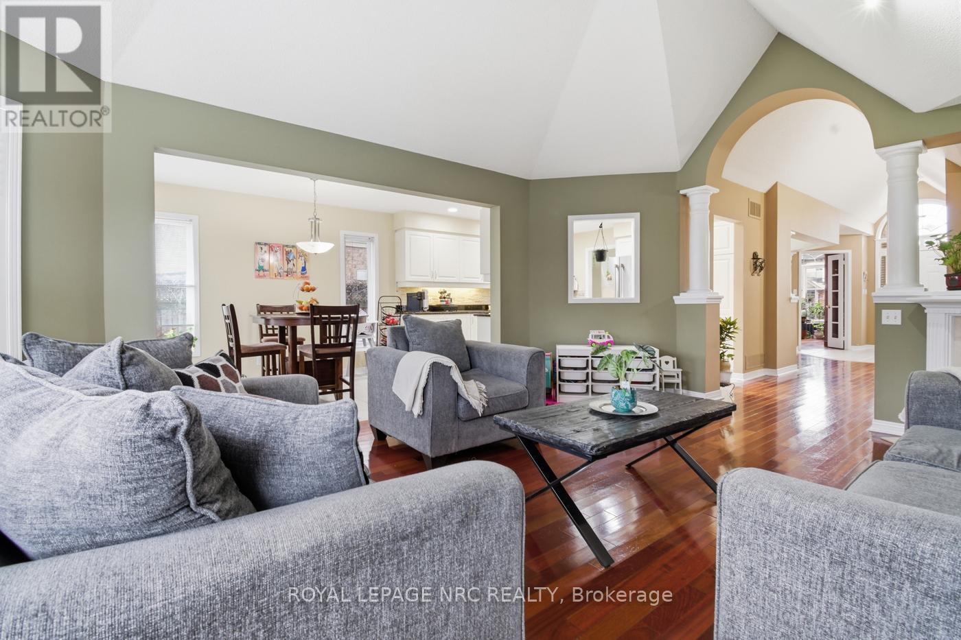 65 MCCAFFERY CRESCENT - 21