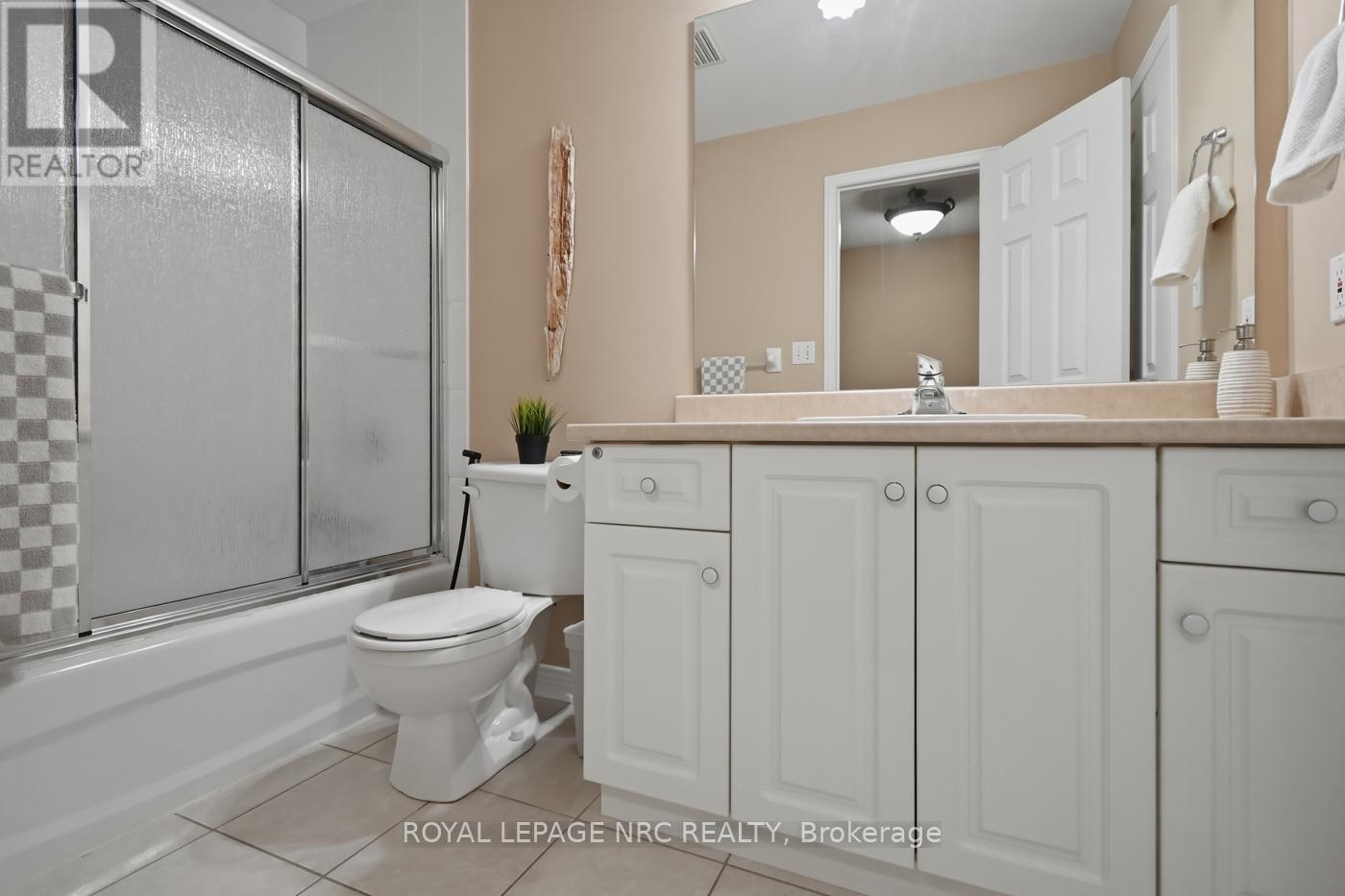65 MCCAFFERY CRESCENT - 31