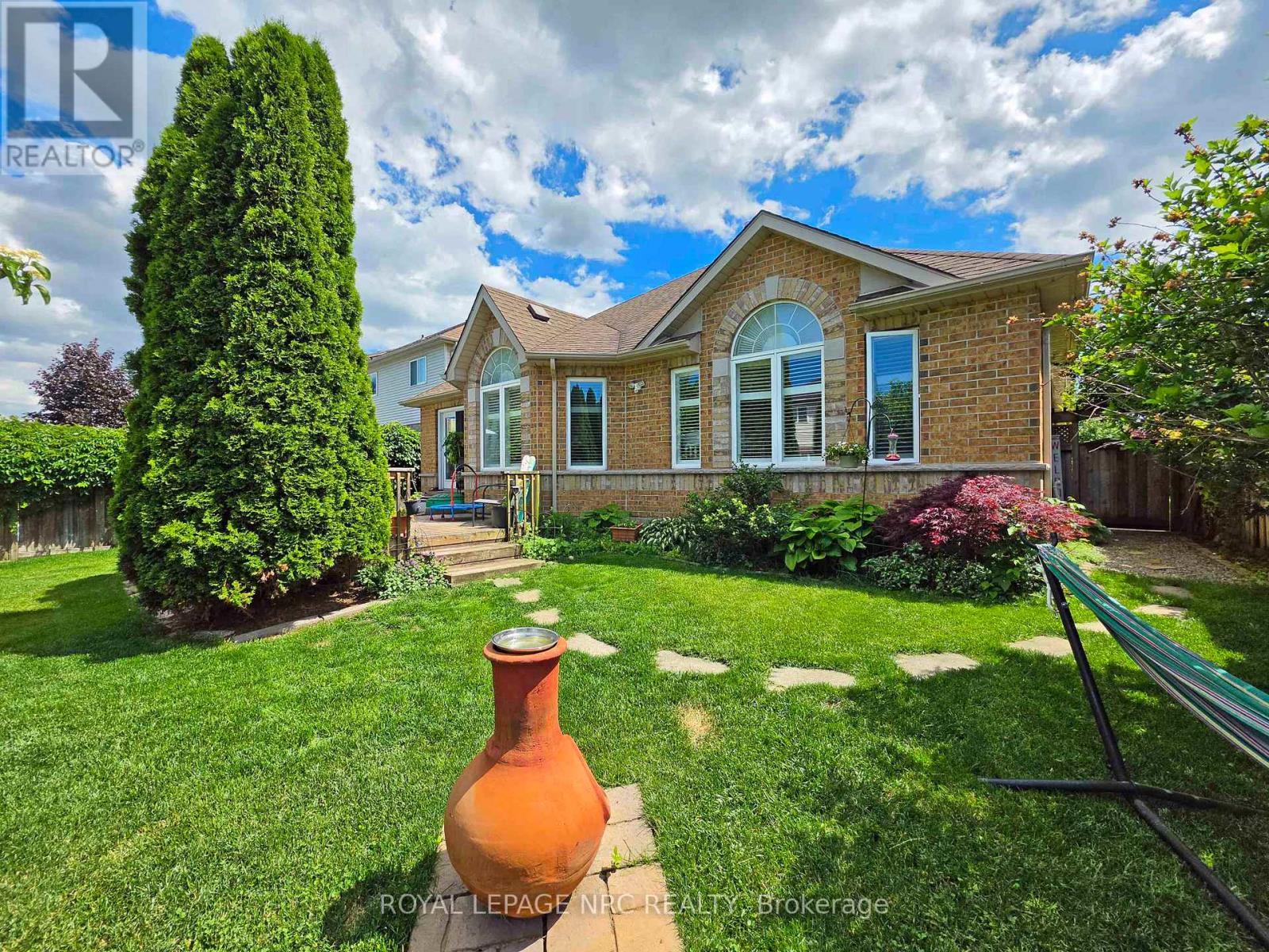 65 MCCAFFERY CRESCENT - 43