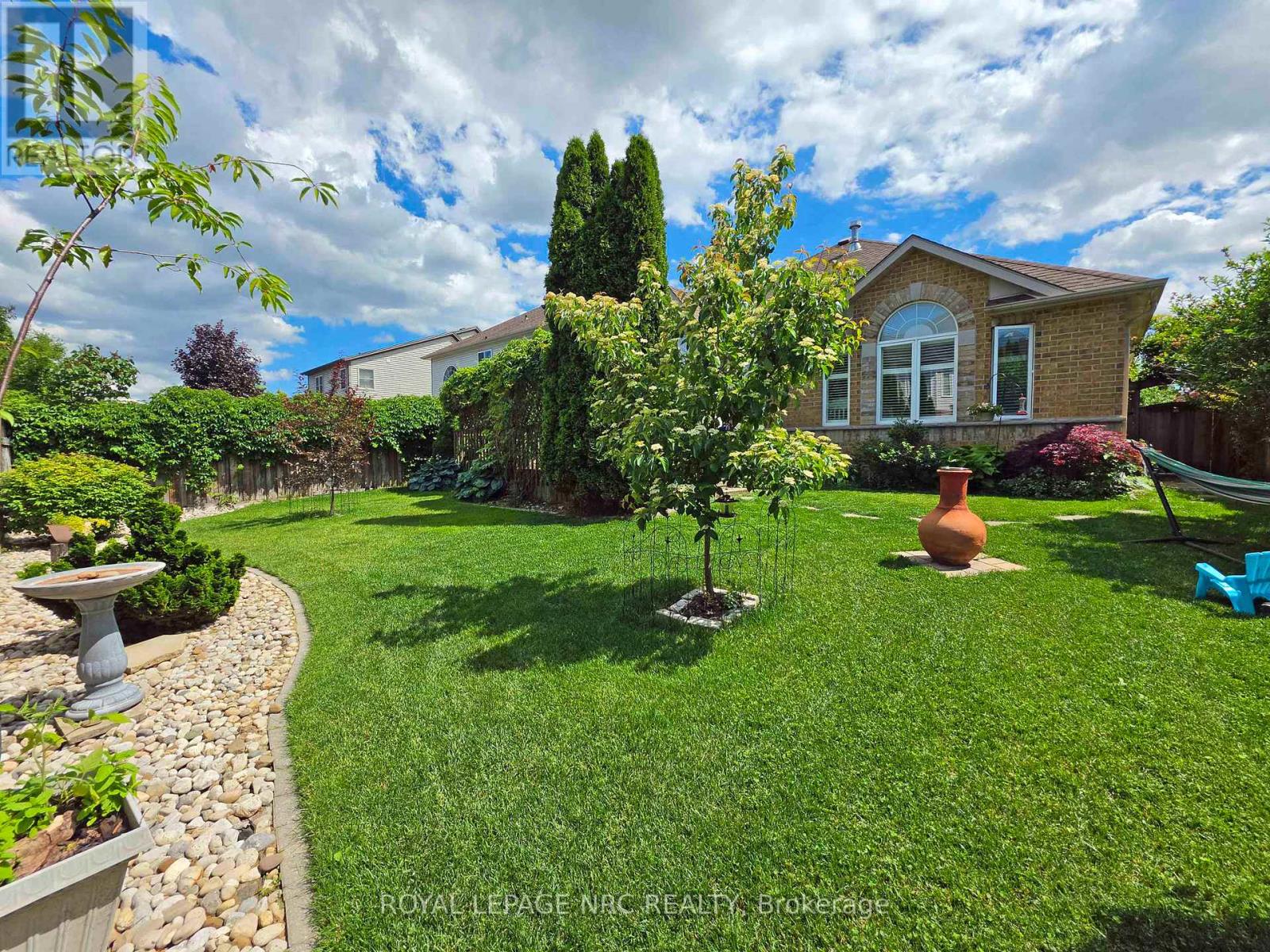 65 MCCAFFERY CRESCENT - 46