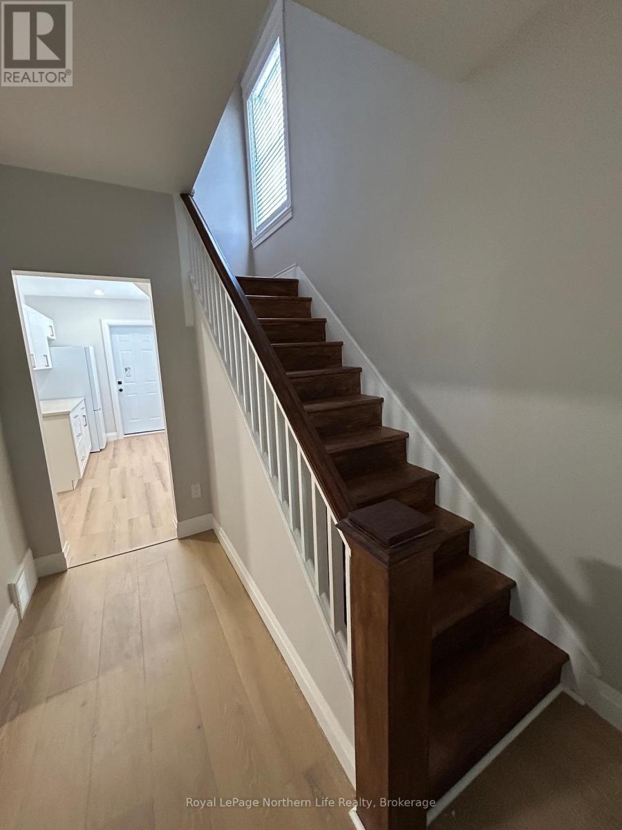 1079 CASSELLS STREET - 13