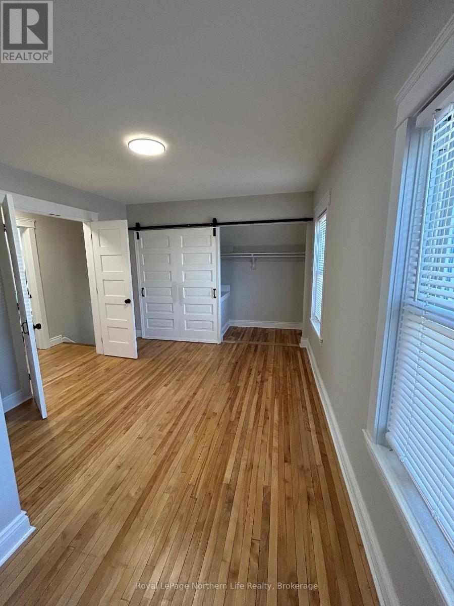 1079 CASSELLS STREET - 16